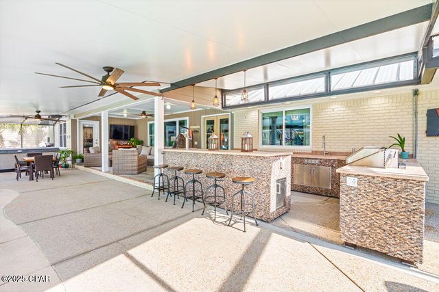 4617 Schooner Lane, Lynn Haven, FL 32444