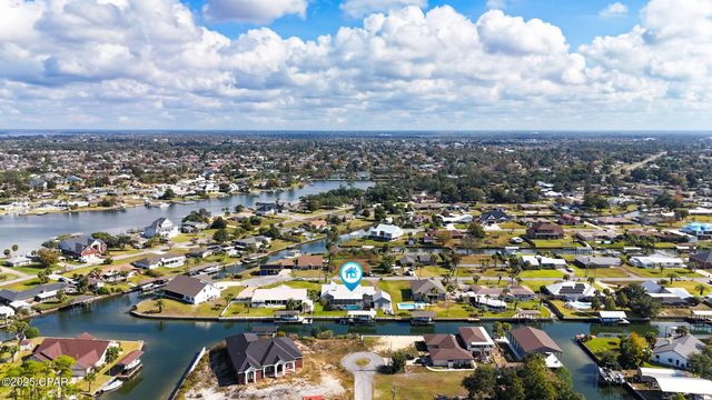 4617 Schooner Lane, Lynn Haven, FL 32444