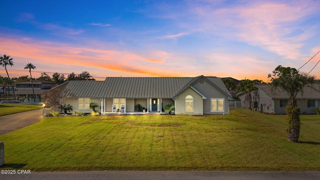 4617 Schooner Lane, Lynn Haven, FL 32444