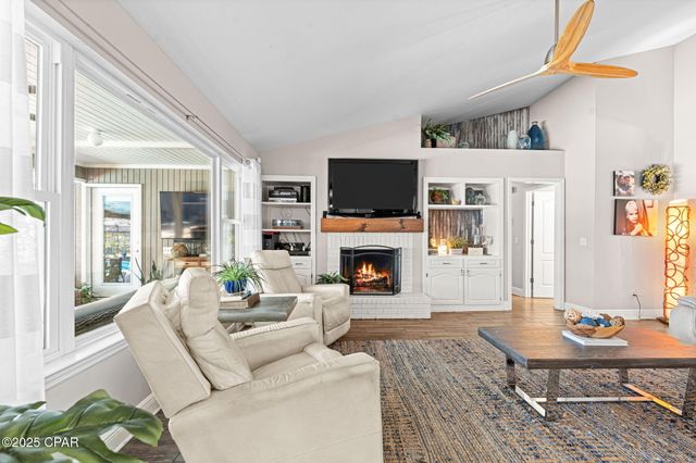 4617 Schooner Lane, Lynn Haven, FL 32444