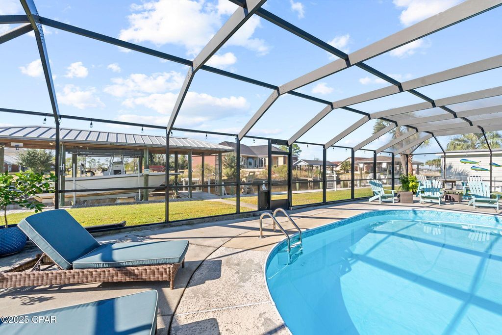 4617 Schooner Lane, Lynn Haven, FL 32444