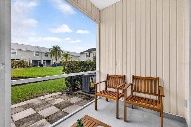 12315 COUNTRY WHITE CIRCLE, Tampa, FL 33635