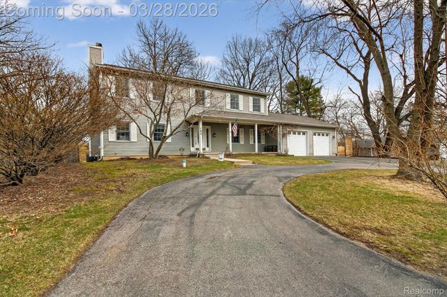 150 Bradley Street, Commerce Charter Township, MI 48382