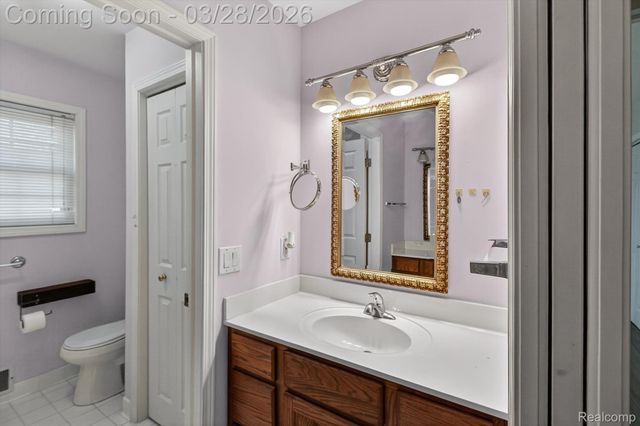 150 Bradley Street, Commerce Charter Township, MI 48382