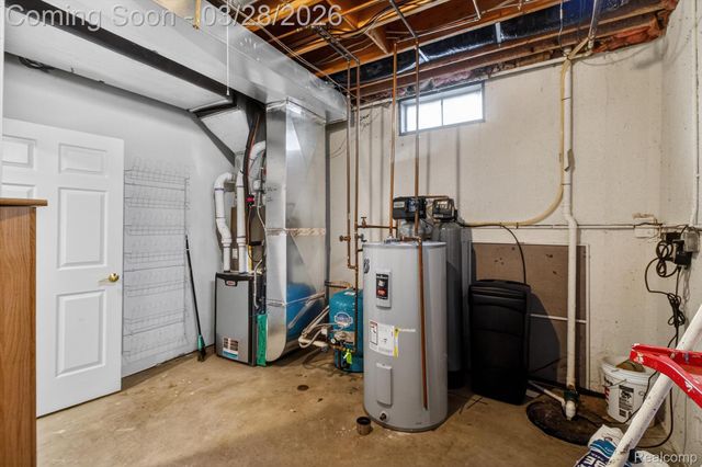 150 Bradley Street, Commerce Charter Township, MI 48382
