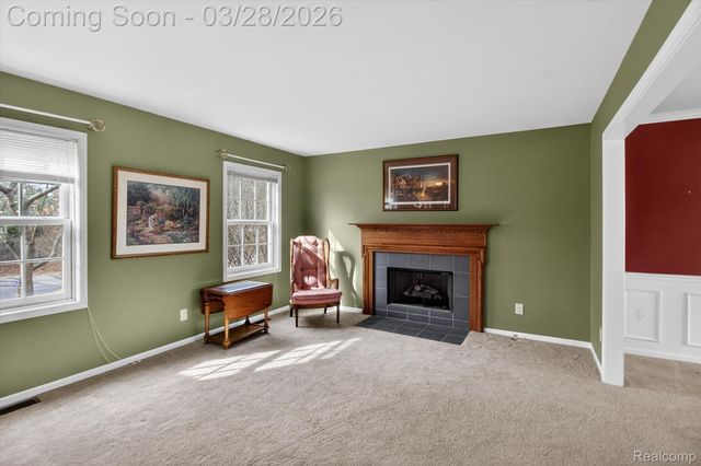 150 Bradley Street, Commerce Charter Township, MI 48382
