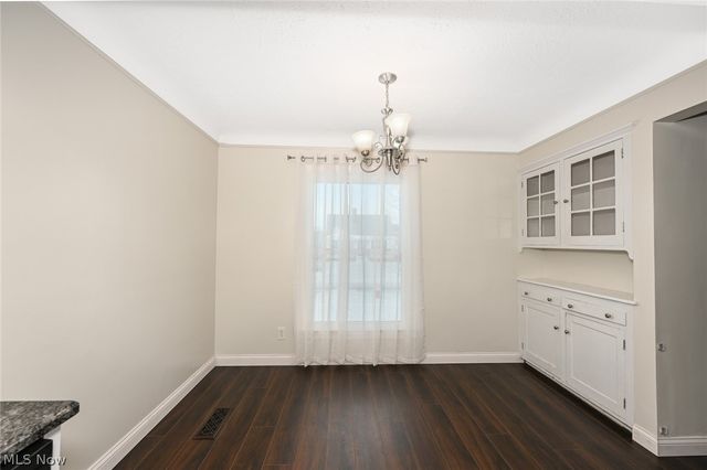 7107 Gerald Avenue, Parma, OH 44129