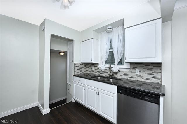 7107 Gerald Avenue, Parma, OH 44129