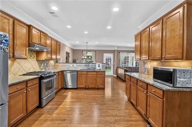 4050 Yakutia Place, Cumming, GA 30040