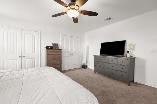 6400 Wagon Spring ST, Del Valle, TX 78617