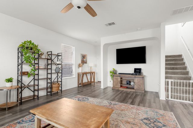 6400 Wagon Spring ST, Del Valle, TX 78617