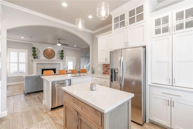 1700 Pendleton Place, Moore, OK 73160