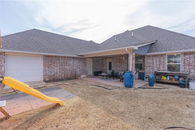 1700 Pendleton Place, Moore, OK 73160
