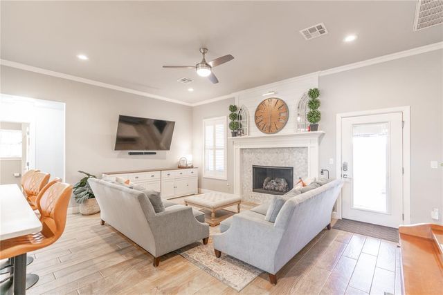 1700 Pendleton Place, Moore, OK 73160