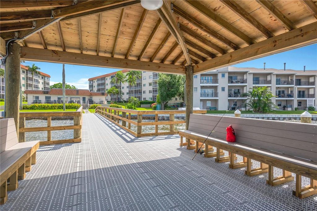 Image 38 of property listing at 1650 1ST AVENUE W 106B, Bradenton, FL 34205