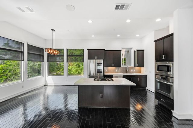 5228 Maxie Street A, Houston, TX 77007