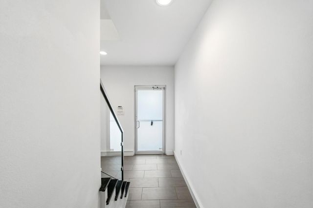 5228 Maxie Street A, Houston, TX 77007