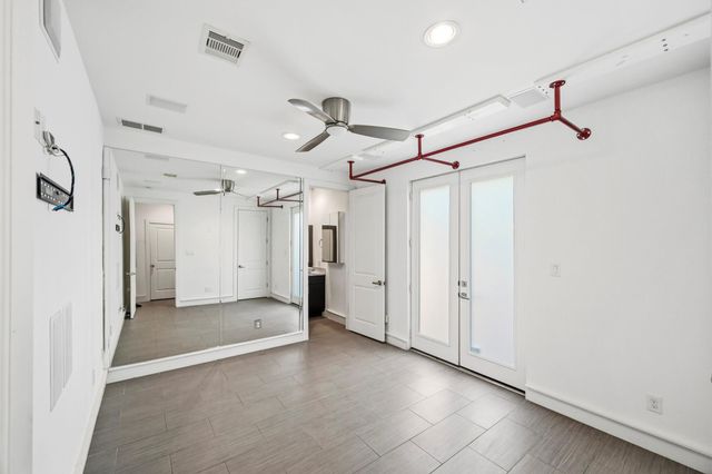 5228 Maxie Street A, Houston, TX 77007