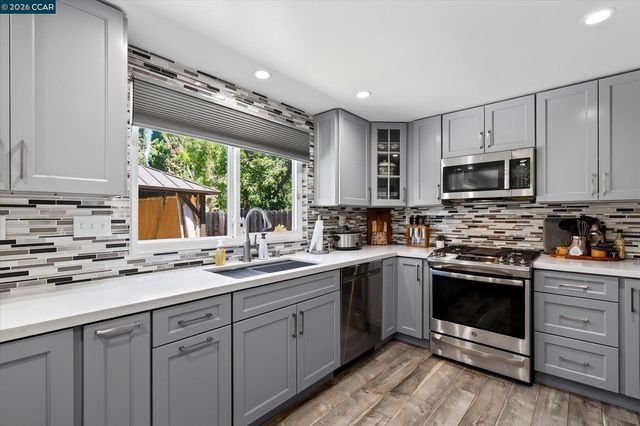 2504 Silverado Dr, Antioch, CA 94509