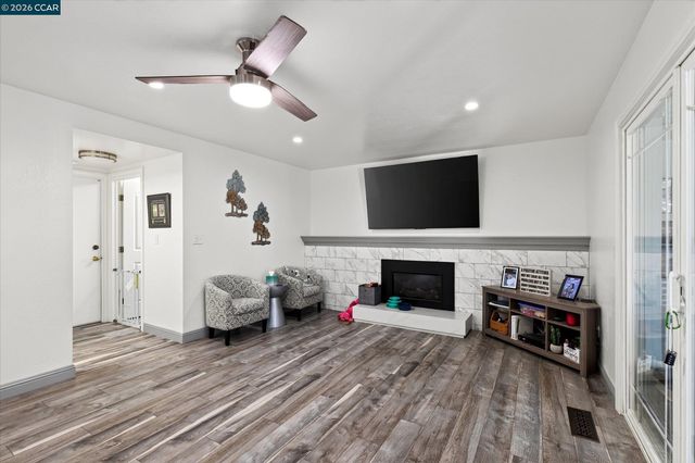 2504 Silverado Dr, Antioch, CA 94509
