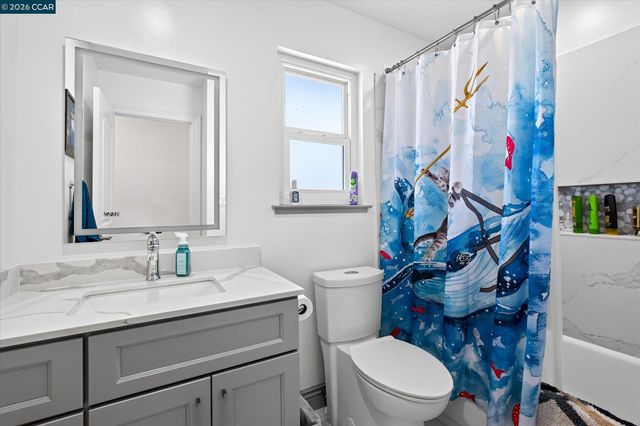 2504 Silverado Dr, Antioch, CA 94509