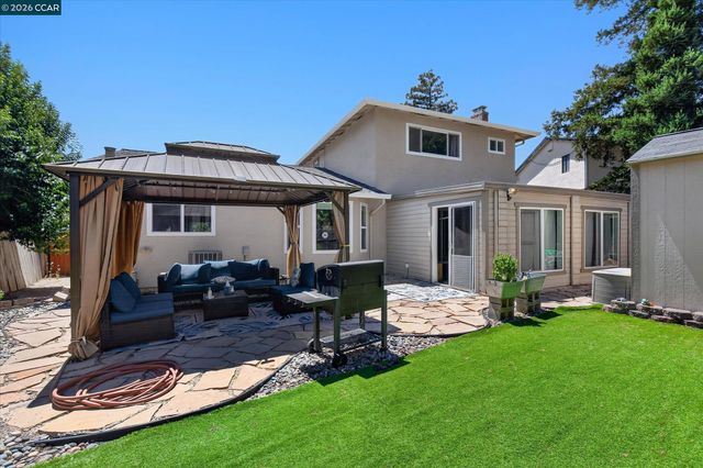 2504 Silverado Dr, Antioch, CA 94509