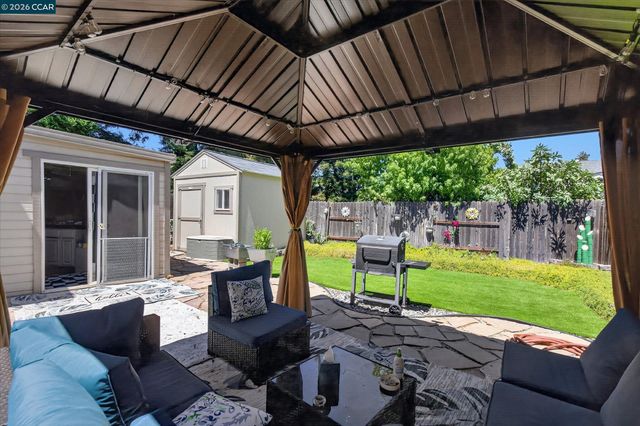 2504 Silverado Dr, Antioch, CA 94509