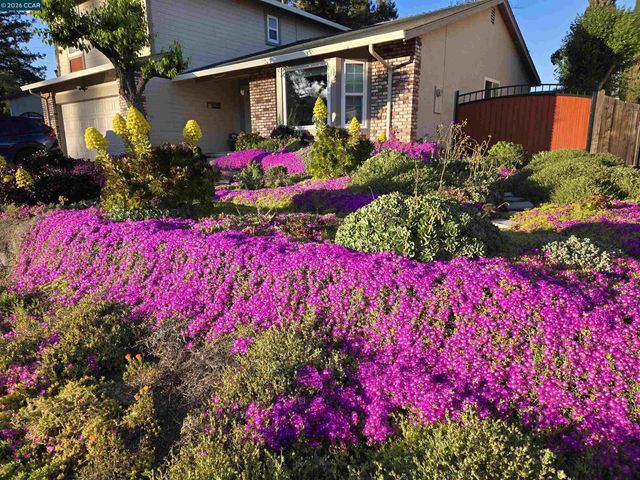 2504 Silverado Dr, Antioch, CA 94509