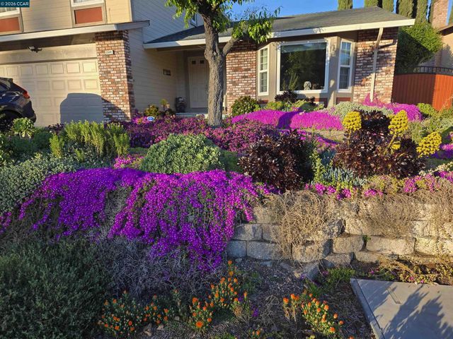2504 Silverado Dr, Antioch, CA 94509