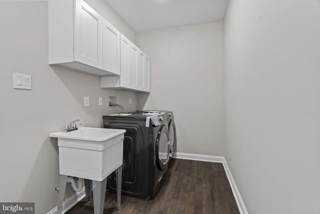 1212 LEMONTON CT, Conshohocken, PA 19428