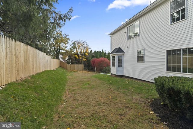 1212 LEMONTON CT, Conshohocken, PA 19428