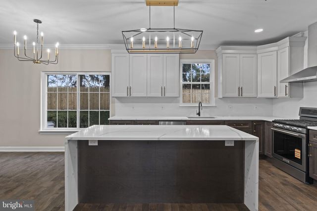 1212 LEMONTON CT, Conshohocken, PA 19428