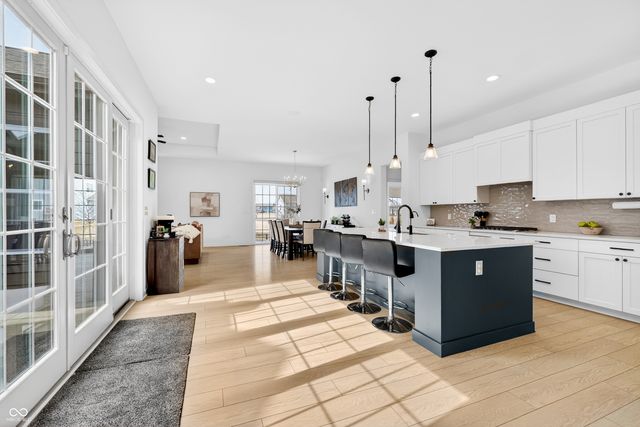 1987 Granville Drive, Westfield, IN 46074