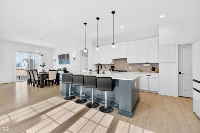 1987 Granville Drive, Westfield, IN 46074