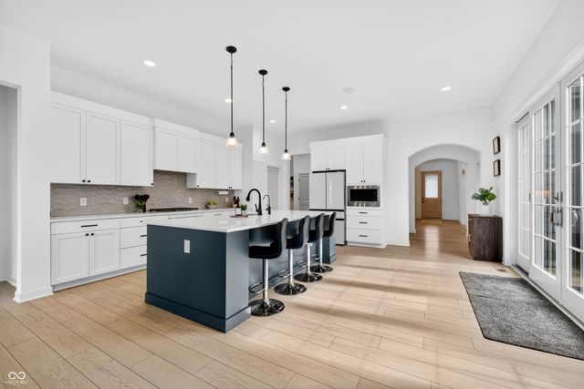 1987 Granville Drive, Westfield, IN 46074