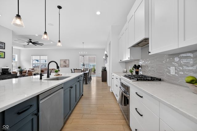 1987 Granville Drive, Westfield, IN 46074