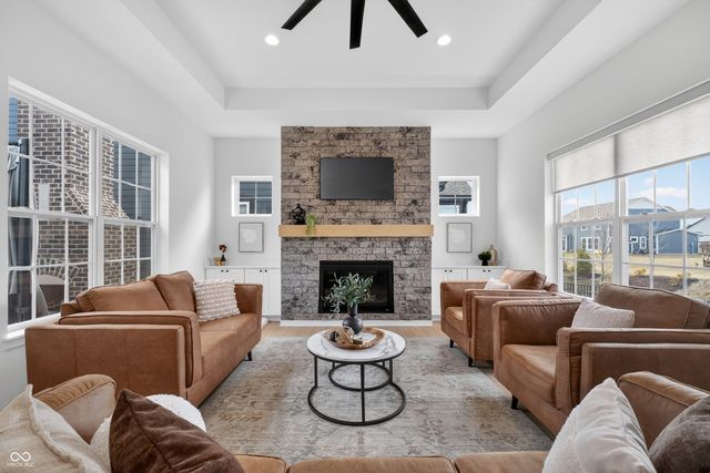 1987 Granville Drive, Westfield, IN 46074