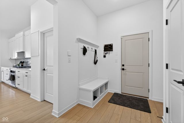 1987 Granville Drive, Westfield, IN 46074