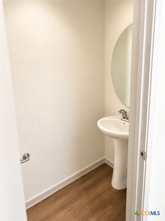 Image 3 of property listing at 243 Green Valley Drive, Copperas Cove, TX 76522