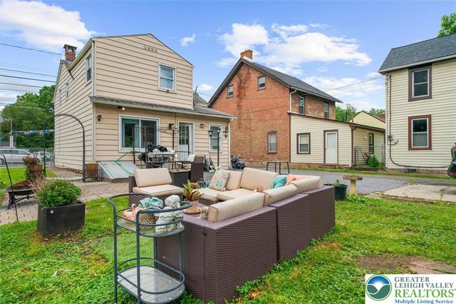 533 Main Street, Freemansburg Boro, PA 18017