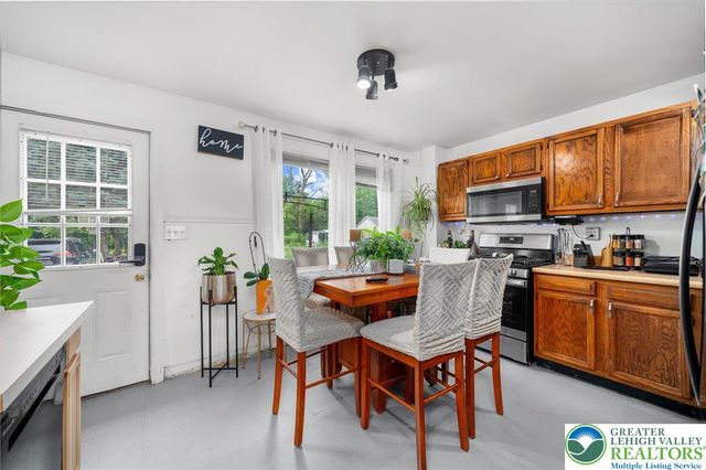 533 Main Street, Freemansburg Boro, PA 18017