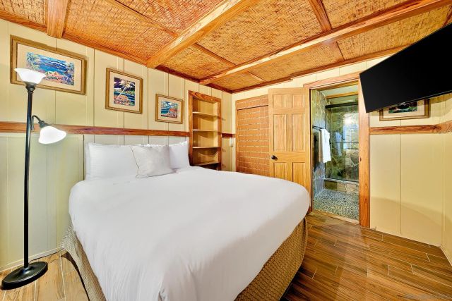 370-372 Nautilus Street, La Jolla, CA 92037