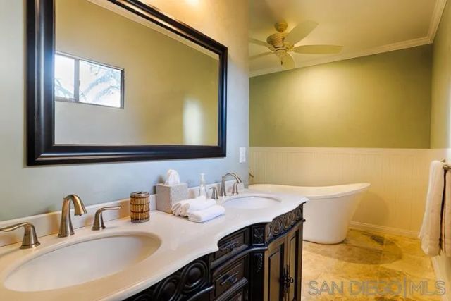 370-372 Nautilus Street, La Jolla, CA 92037