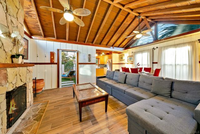 370-372 Nautilus Street, La Jolla, CA 92037