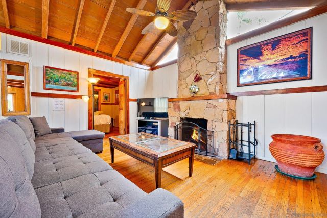 370-372 Nautilus Street, La Jolla, CA 92037