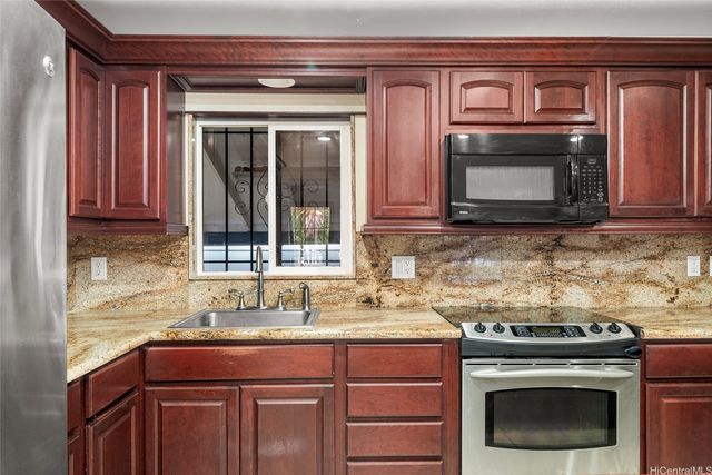 84-215 Ala Naauao Place, Waianae, HI 96792