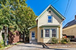 12 Harold Avenue, Gloucester, MA 01930