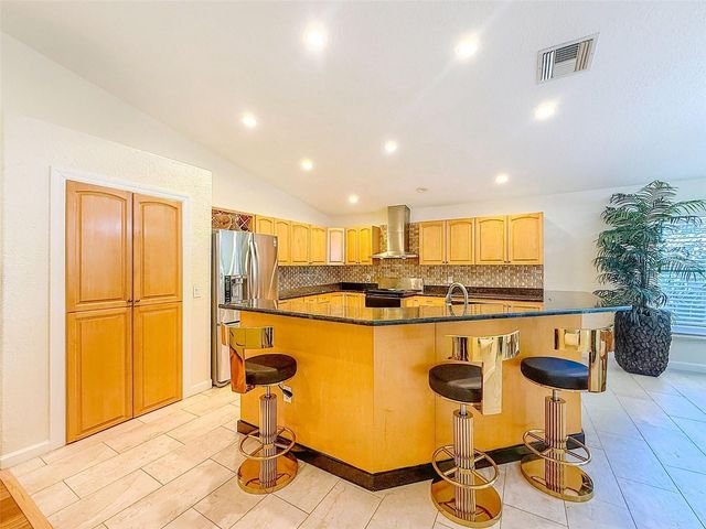 588 BAY ST, Palm Harbor, FL 34683