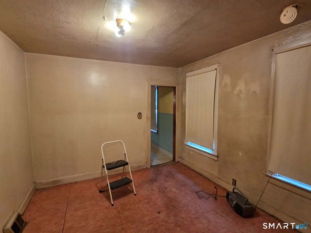 128 Portsea Street, New Haven, CT 06519