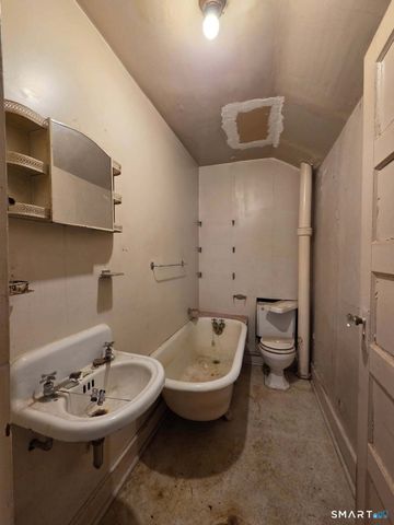 128 Portsea Street, New Haven, CT 06519